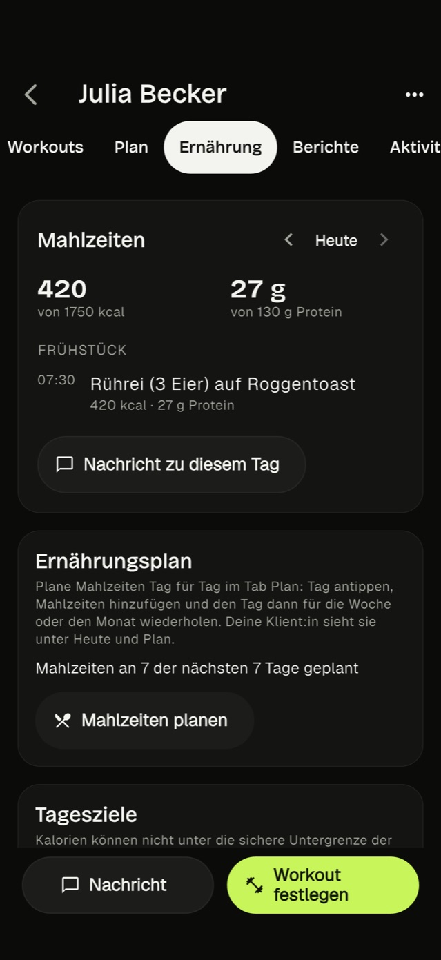 Mahlzeiten und Tageswerte einer Klientin in der Kavi-Coach-App