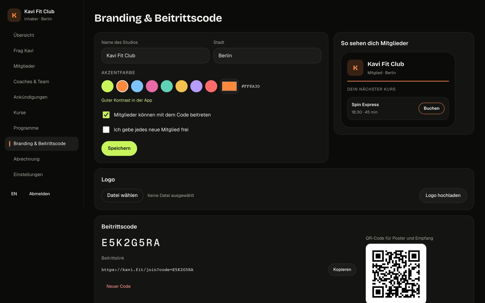 Branding in der Kavi-Gym-Konsole mit Akzentfarbe, Logo, Beitrittscode und QR-Code